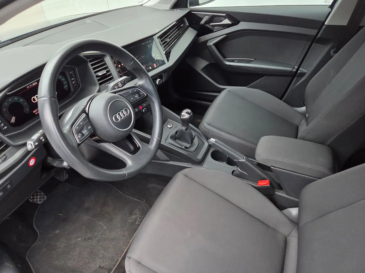 Audi A1 Sportback 25 TFSI advanced Grau - 2