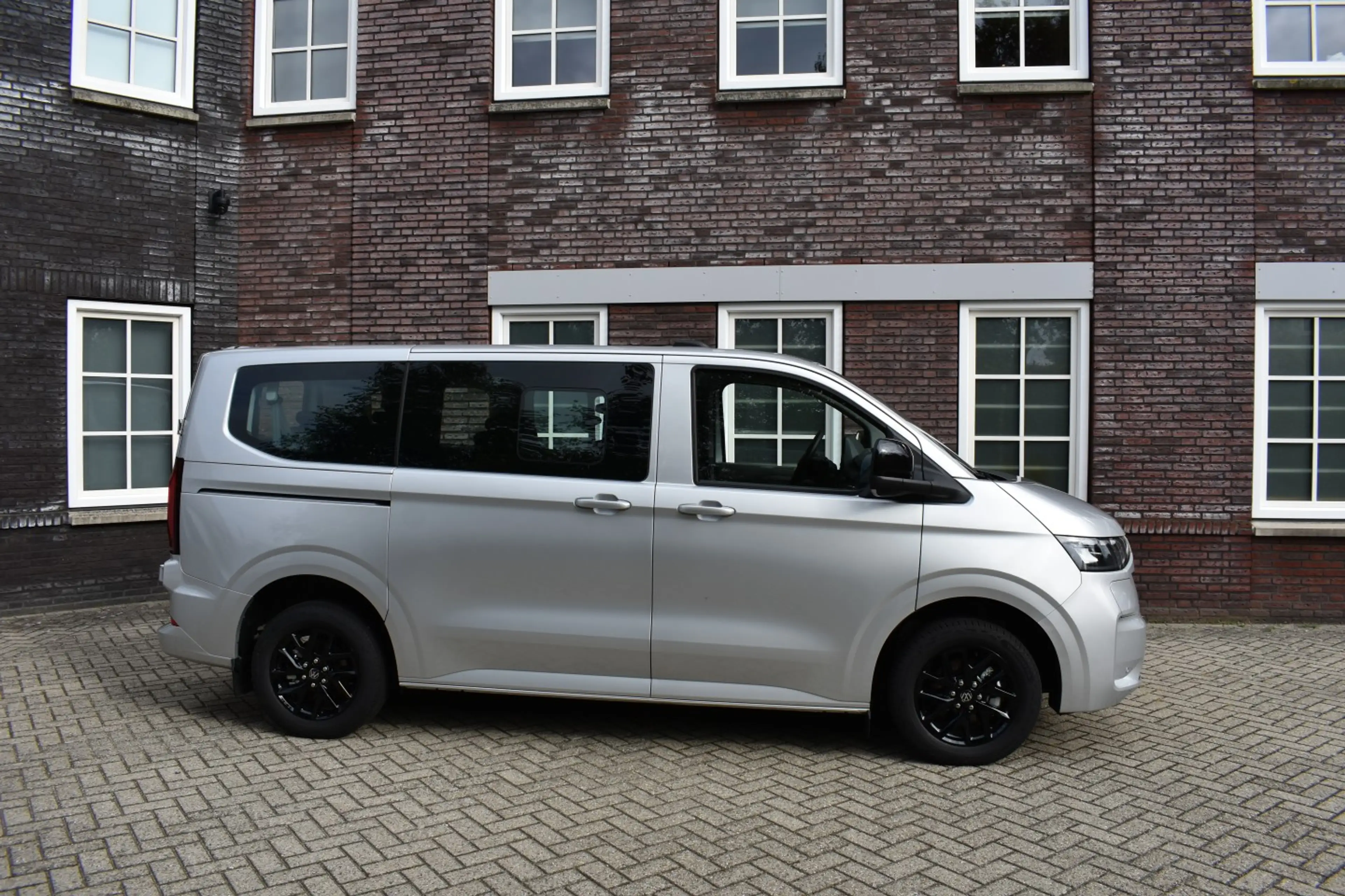 Volkswagen Transporter e-Transporter Caravelle Caravelle 9 persoons Wij z — photo 2
