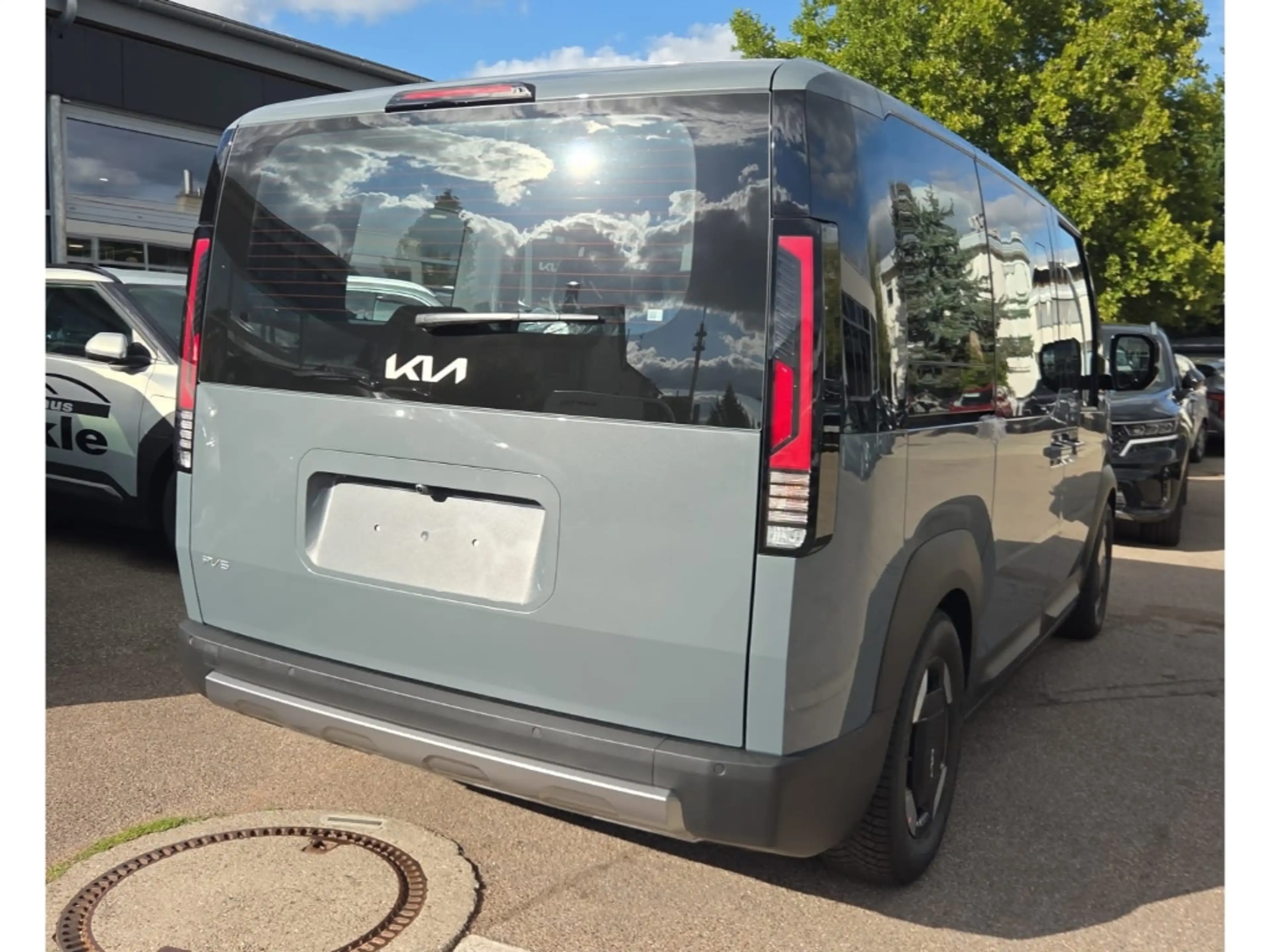 Kia PV5 Passenger 2-3-0 71.2 PLUS WP STP AW *SOFORT* Navi Digitales — photo 3