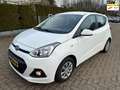 Hyundai i10 1.0i i-Motion 5DRS Comfort AC CRUISE NAP Blanc - thumbnail 1
