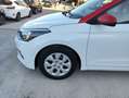 Hyundai i20 1.2 MPI Essence Blanco - thumbnail 6