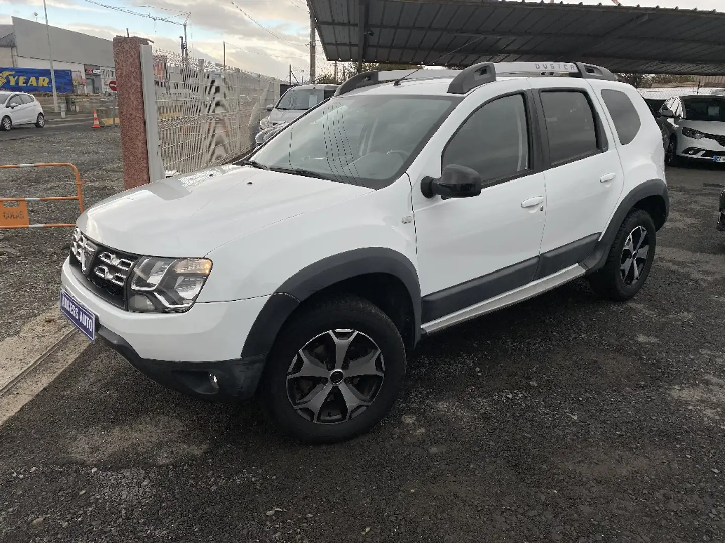 Dacia Duster dCi 110 EDC 4x2 Black Touch 2017 - 1