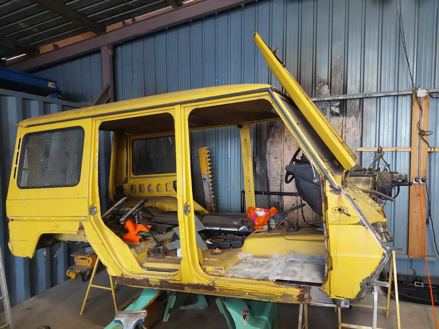 Mercedes-Benz G 300 GD St.Wagon Geel - 1
