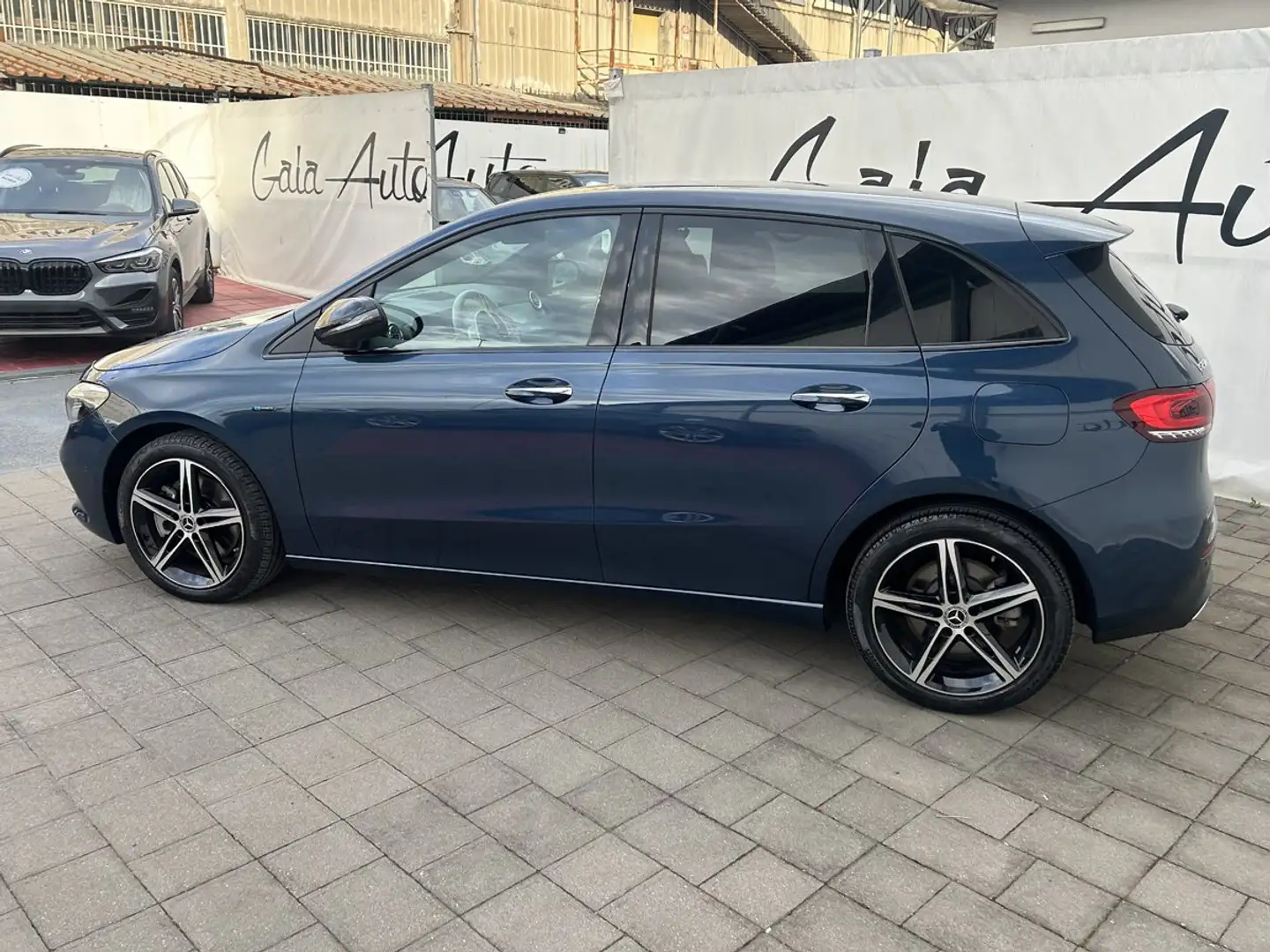 Mercedes-Benz B 250 e PLUG-IN (eq-power 218CV) Sport Plus auto Blu/Azzurro - 2