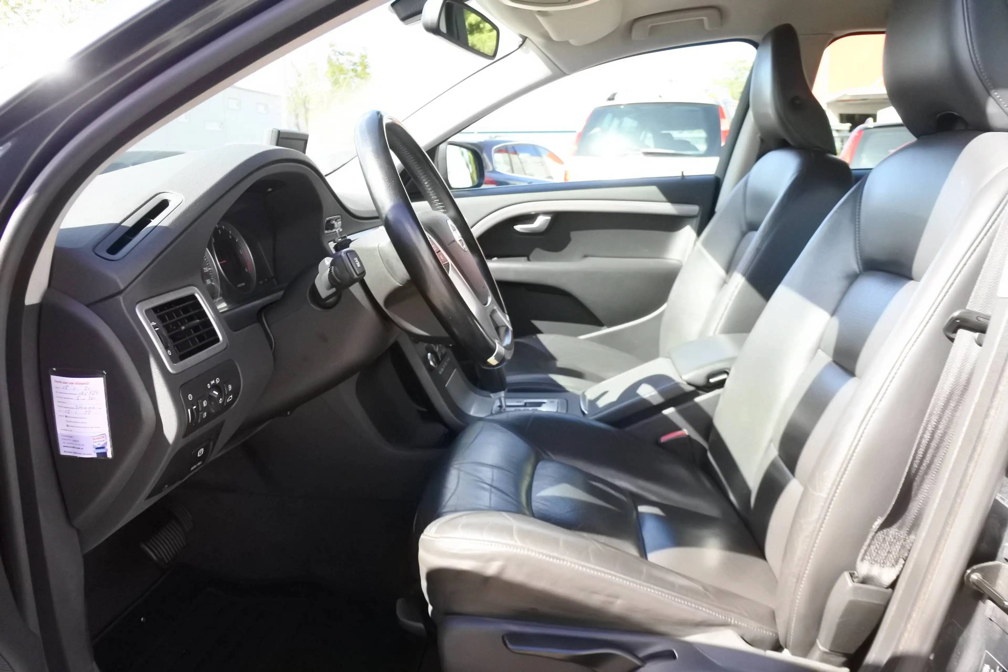 Volvo V70 V70 Momentum Geartronic Aut./5 ZYLINDER — photo 15