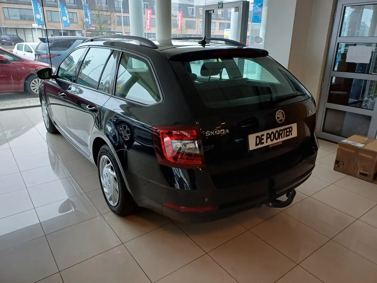 Skoda Octavia SW 1.0 TSI Ambition (EU6.2) Schwarz - 1
