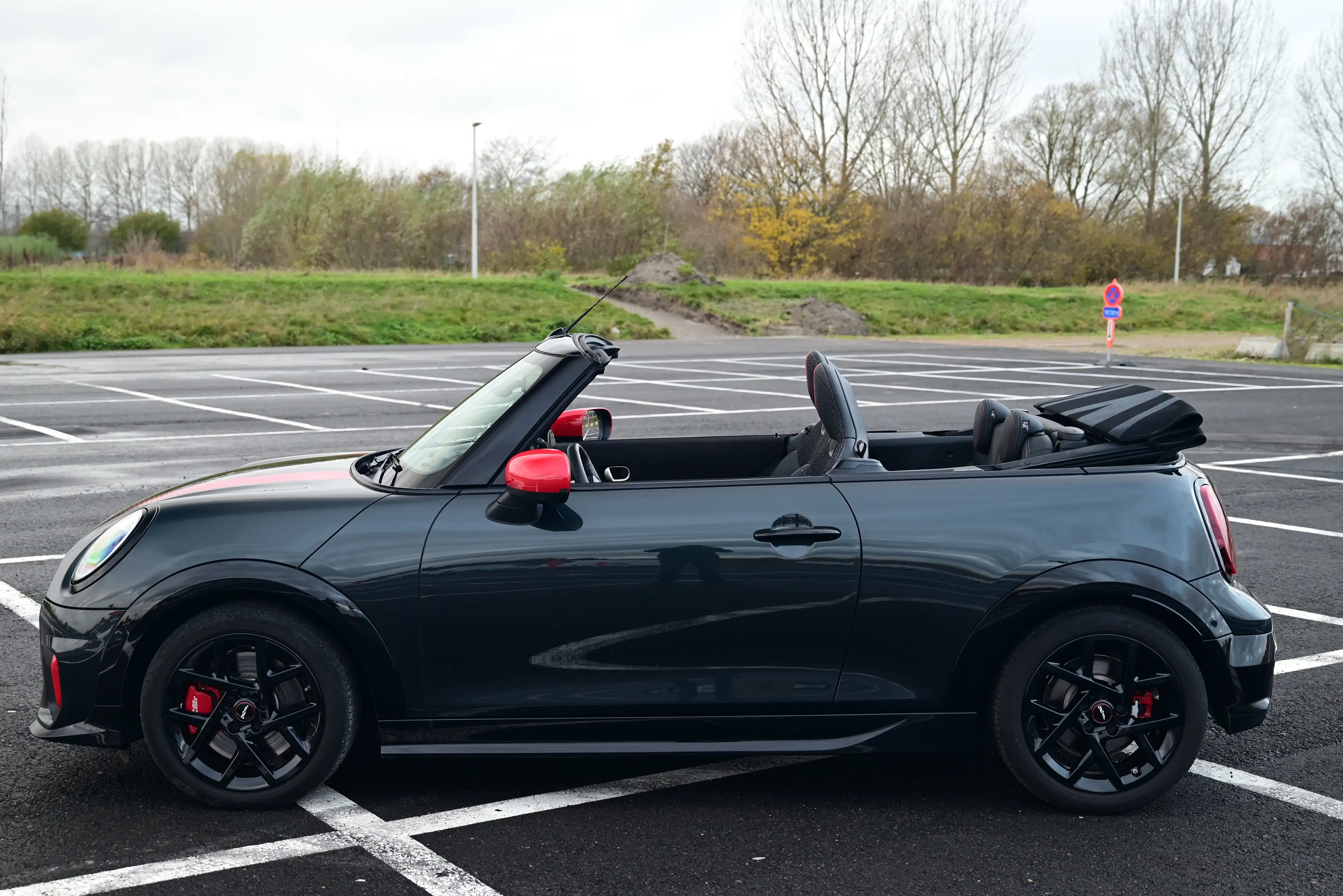 MINI John Cooper Works Cabrio NEW MODEL / AUT / 360 CAMERA / XL / ACC . FUL — photo 5