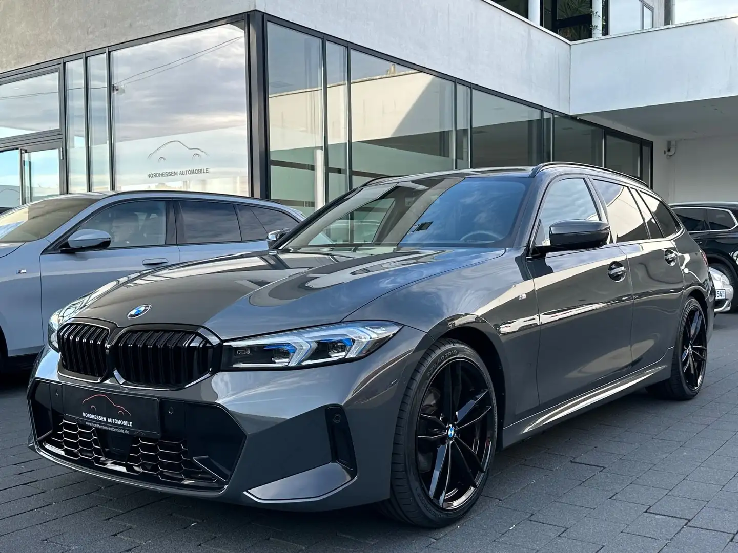 BMW 320 d xDrive Touring M Sport | 360° | Panorama Gris - 1