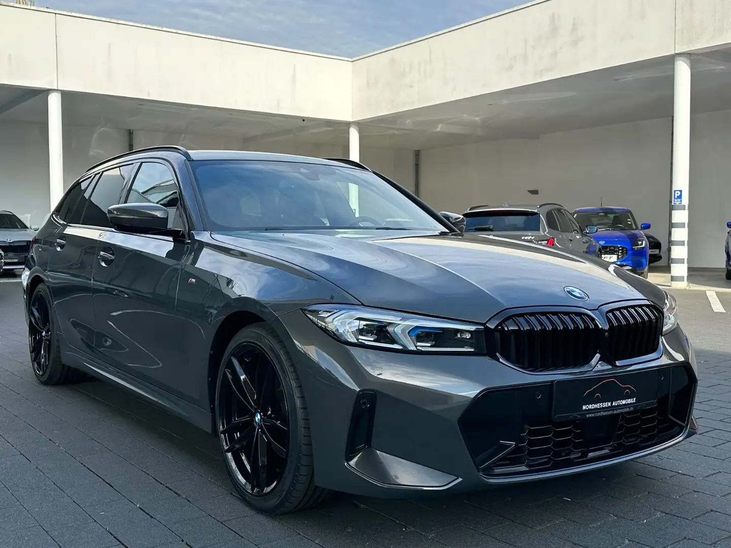 BMW 320 d xDrive Touring M Sport | 360° | Panorama Gris - 2