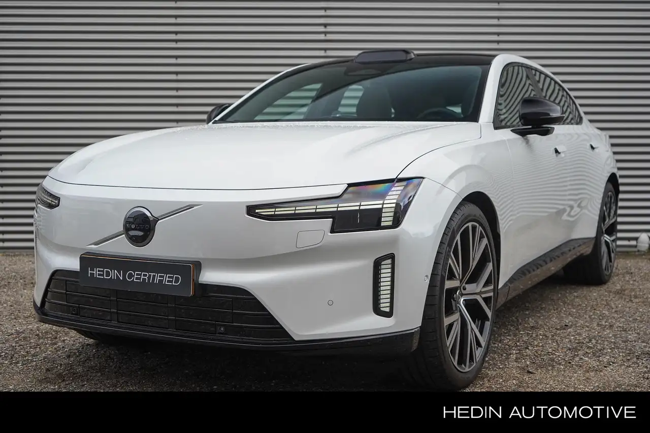 Volvo ES90 2026