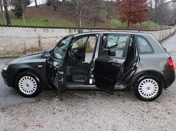 MJT-2 TENUTO VERAMENTE BENE OTTIMA MANUTENZIONE CLIMA ABS RADIO CD KIT DISTRIBUZIONE NUOVO