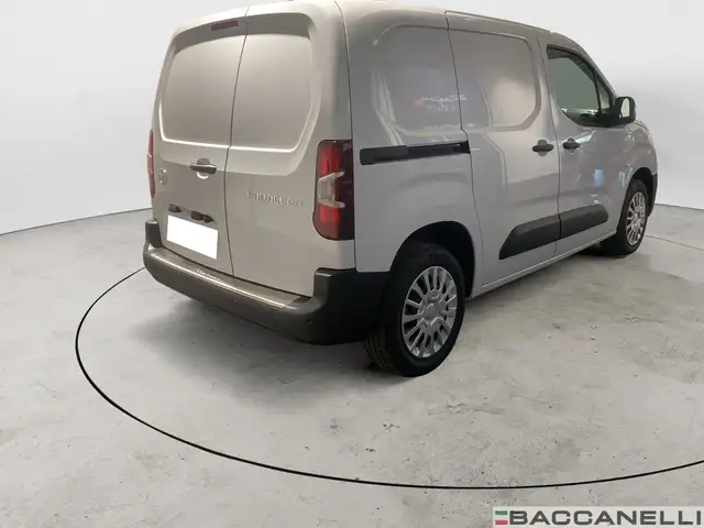 Toyota Proace City view 4