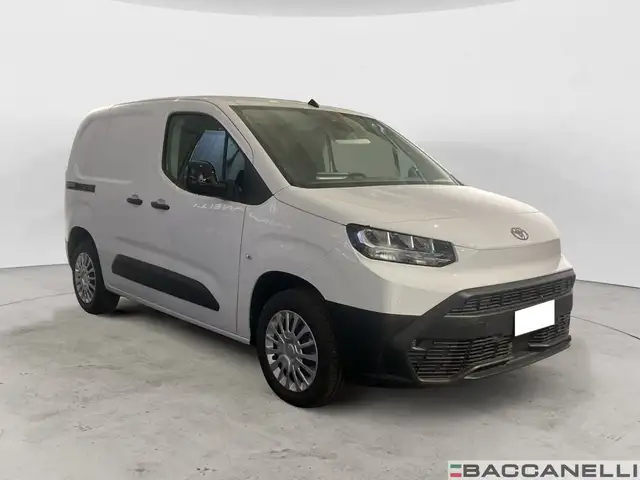 Toyota Proace City view 5