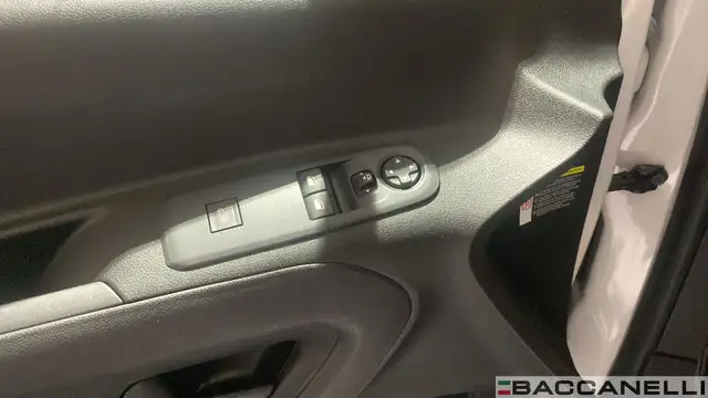 Toyota Proace City view 15