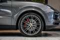 Porsche Cayenne 3.0 E-Hybrid|Dealer ondh.|Sportchrono|477 PK Grijs - thumbnail 20