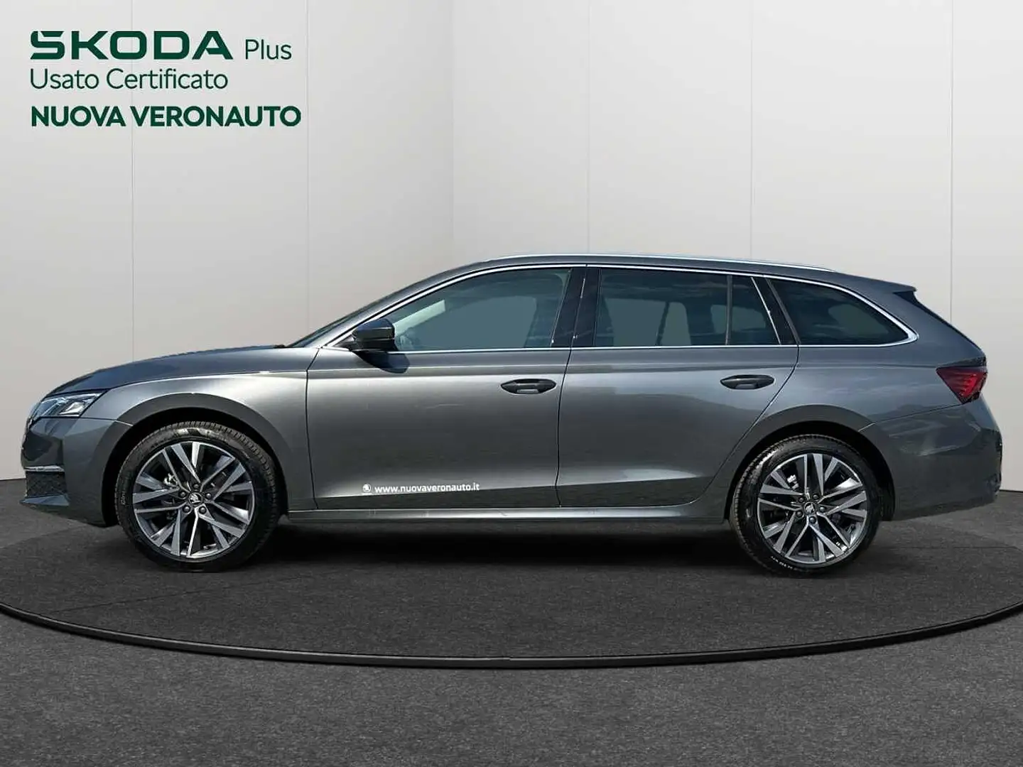 Skoda Octavia 2.0 TDI 150 CV DSG Wagon Style Grigio - 2