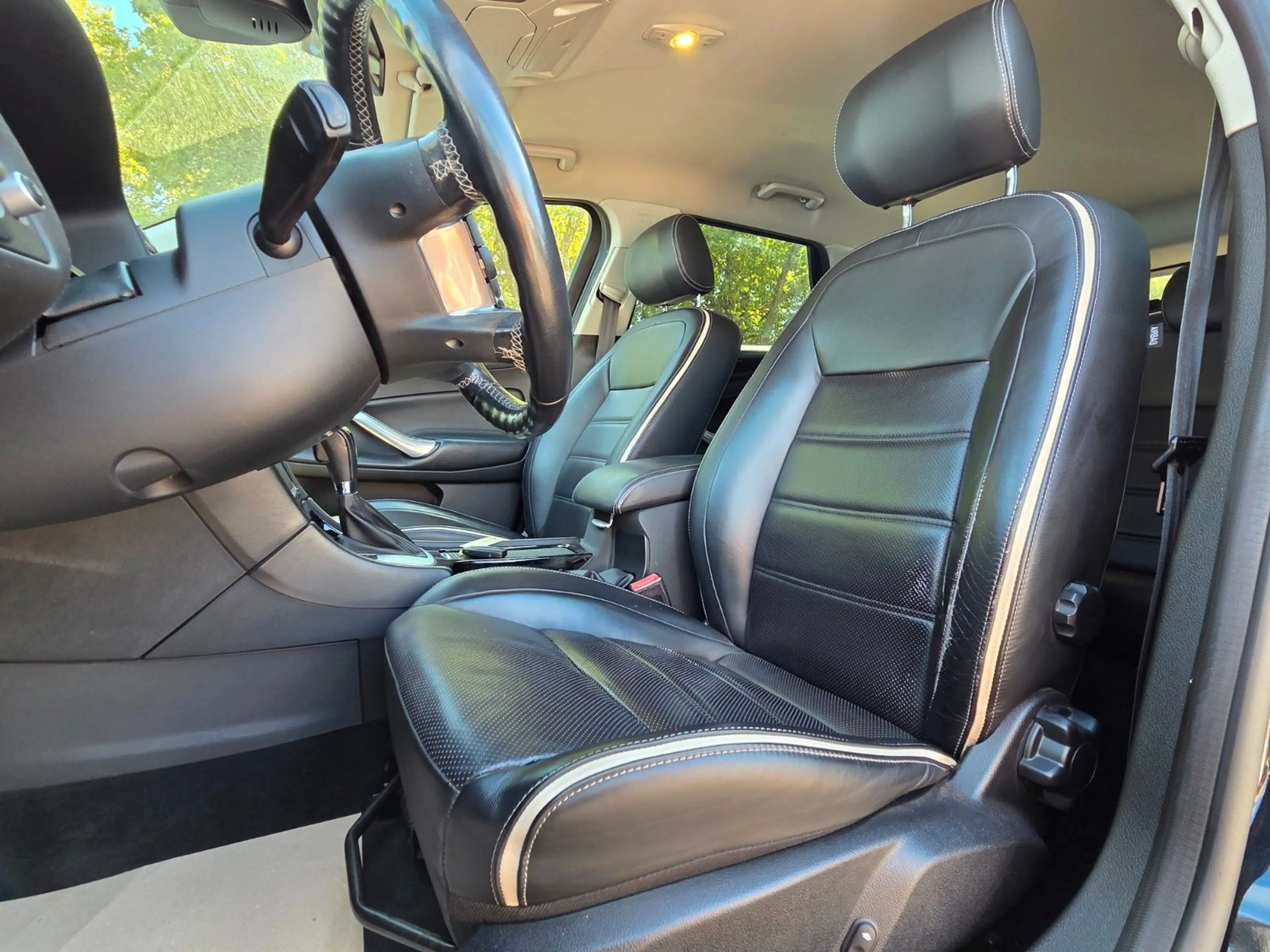 Ford Mondeo 2.0 TDCi Turnier Titanium X Automatik — photo 10