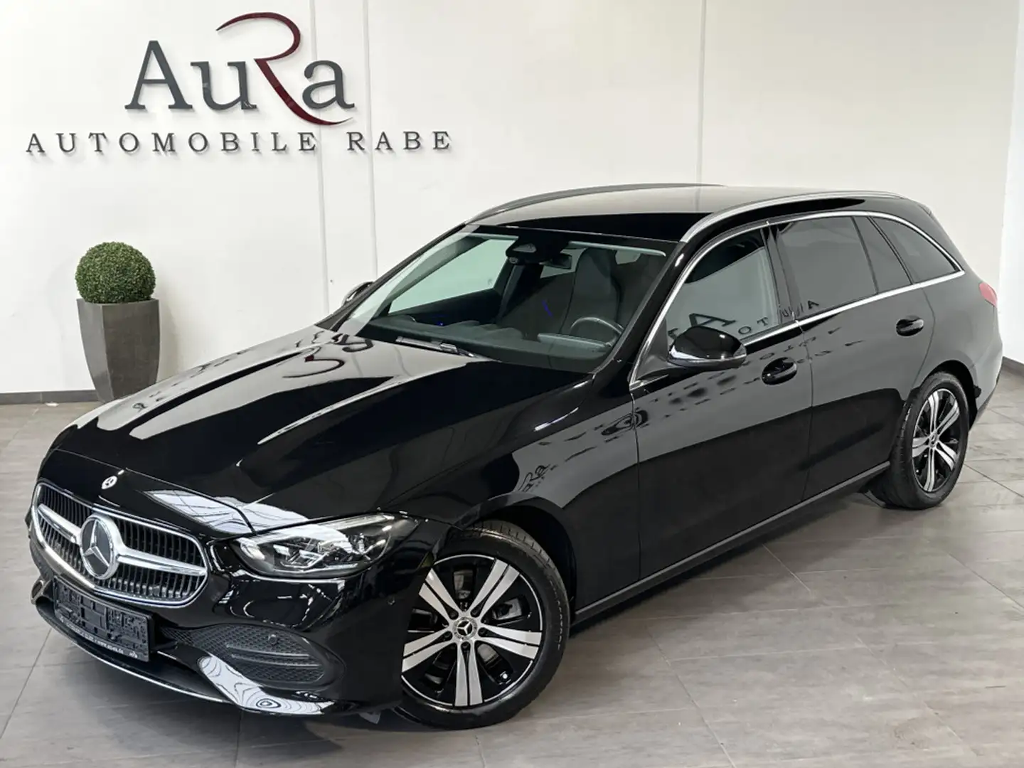 Mercedes-Benz C 200 T Avantgarde NAV+LED+KAM+VCOCKPIT+CARPLAY Schwarz - 1