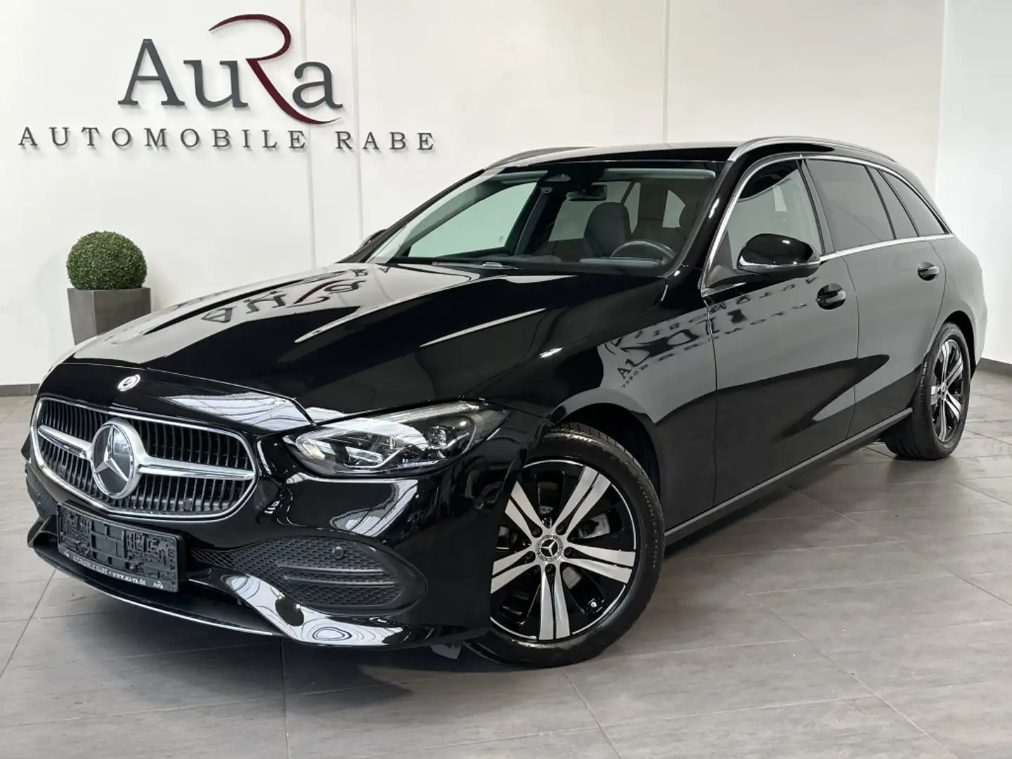 Mercedes-Benz C 200 T Avantgarde NAV+LED+KAM+VCOCKPIT+CARPLAY Schwarz - 2