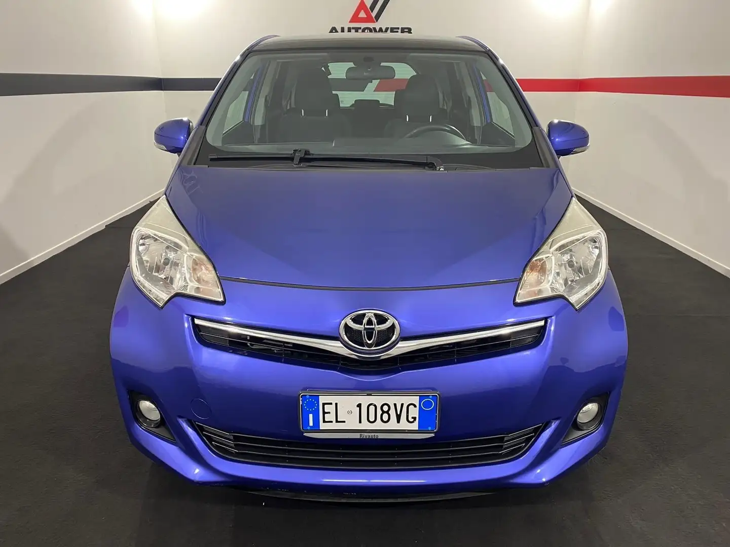 Toyota Verso-S 1.3 MT Style Bleu - 2