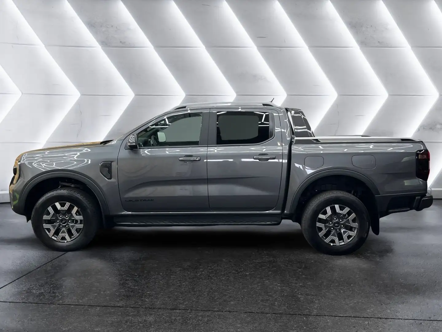 Ford Ranger DoKa Wildtrak PHEV **inkl. Rollo** Grau - 2