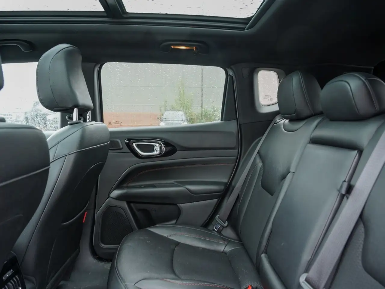 Jeep Compass photo Jeep Compass