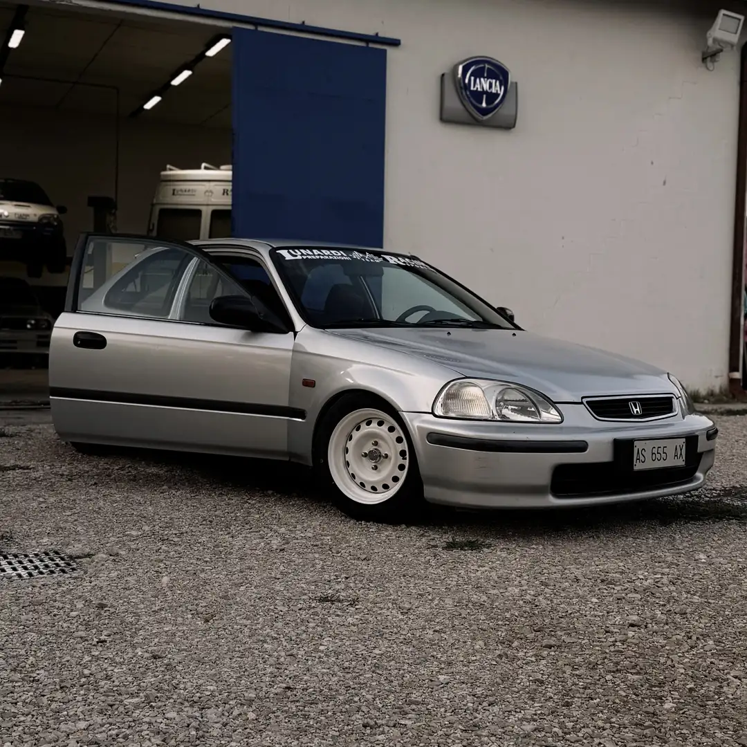 Honda Civic 1.4i - 1
