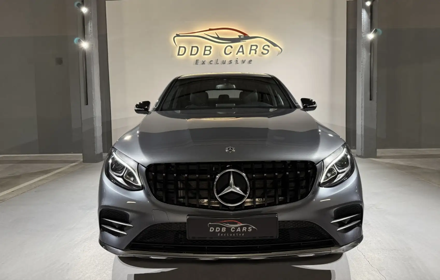 Mercedes-Benz GLC 220 Coupé 220d 4Matic Aut. Gris - 2