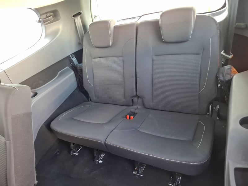 Dacia Lodgy Comfort*NAVI*KAMERA*PDC*Sitzhzg*Tempomat* — photo 14