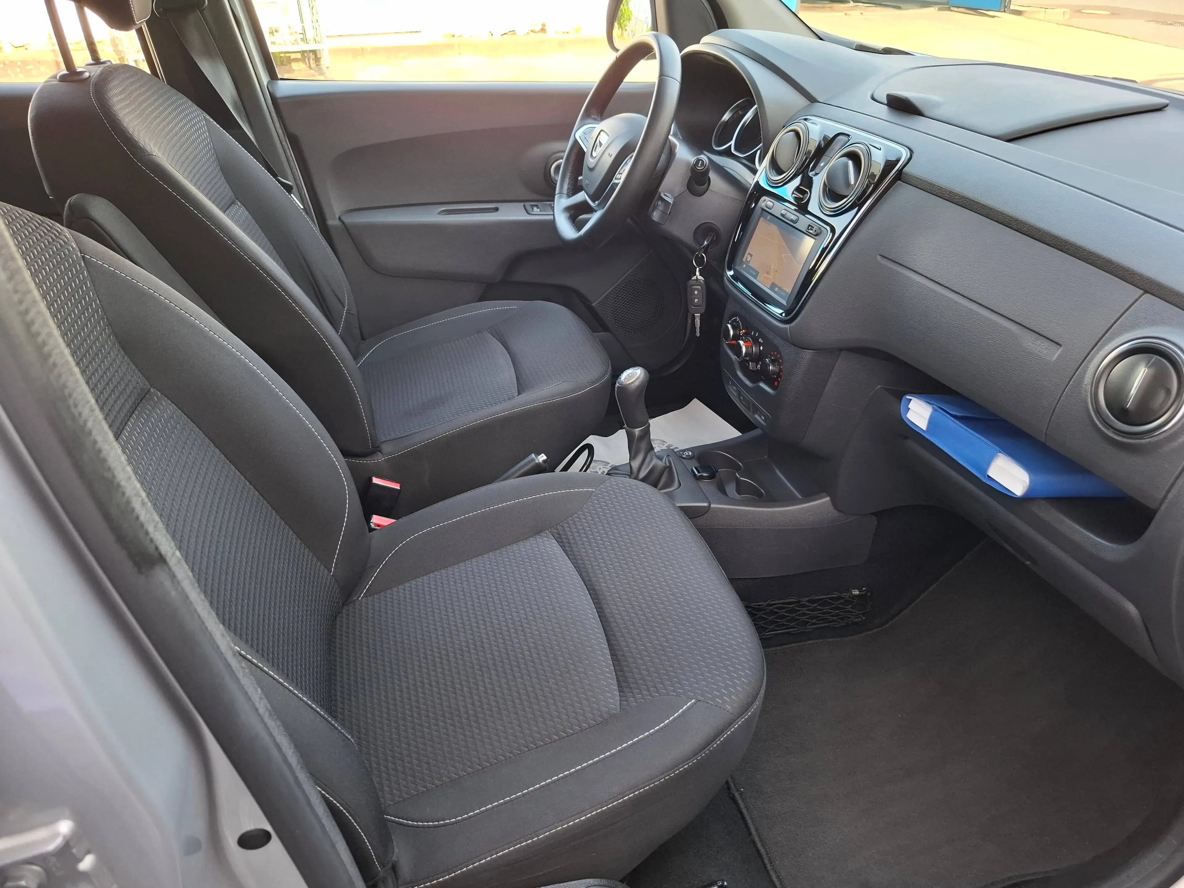 Dacia Lodgy Comfort*NAVI*KAMERA*PDC*Sitzhzg*Tempomat* — photo 10