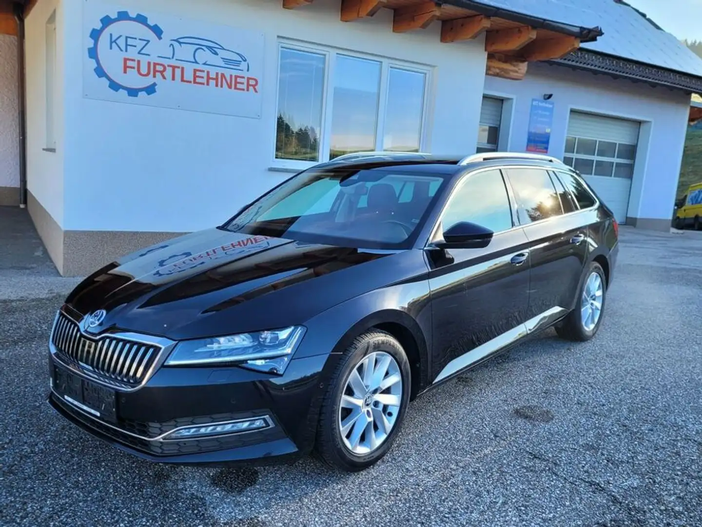Skoda Superb Combi Style TDI DSG *TOP AUSSTATTUNG* Schwarz - 1