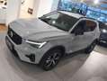 Volvo XC40 B3 Geartr. Plus Dark Grau - thumbnail 4
