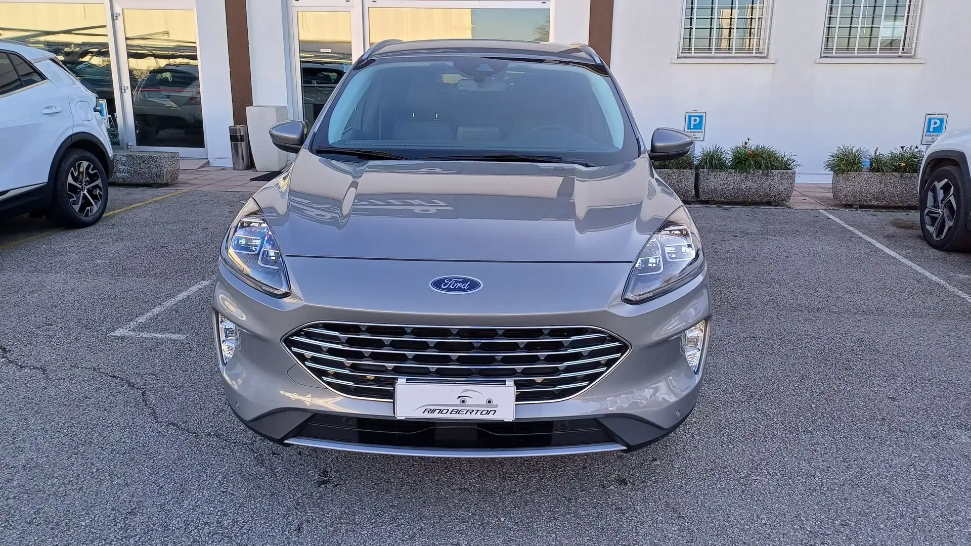 Ford Kuga 2.0 EcoBlue 120 CV aut. 2WD Titanium X ( NO VINCO Grijs - 1