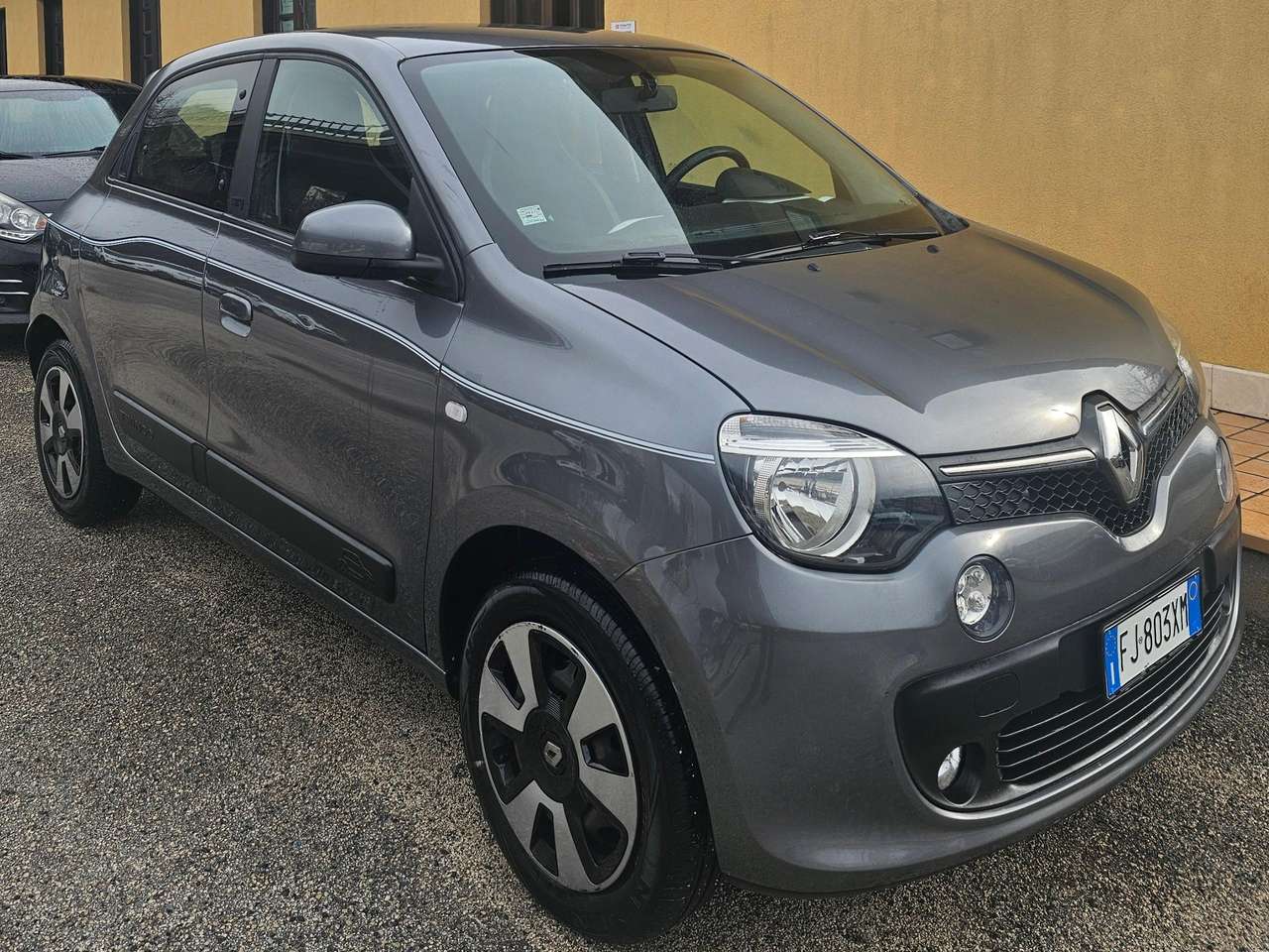 Renault Twingo Twingo III 2015 1.0 sce Lovely 69cv