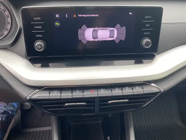 Skoda Octavia view 7