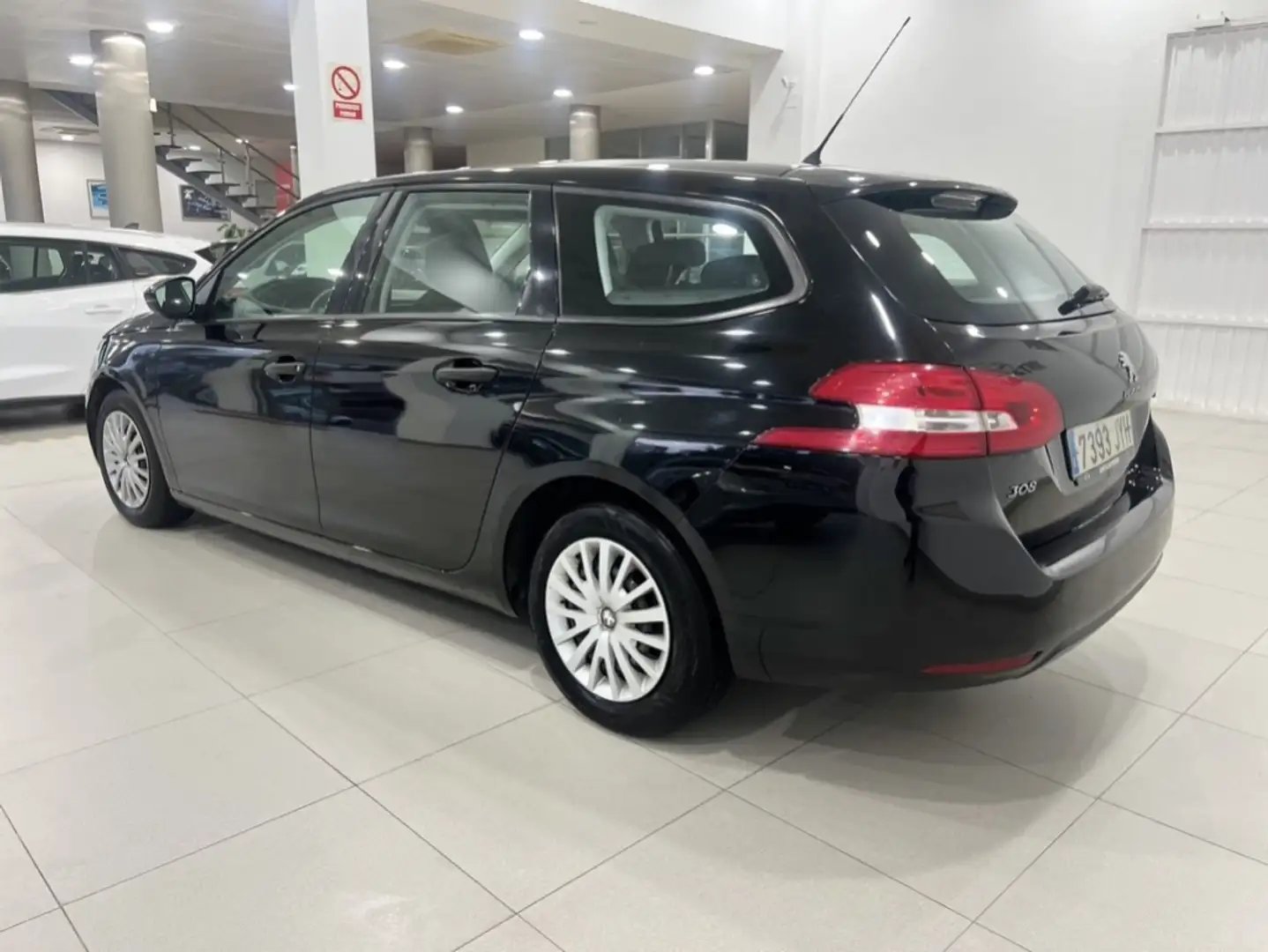 Peugeot 308 SW 1.6BlueHDi Access 100 Noir - 2