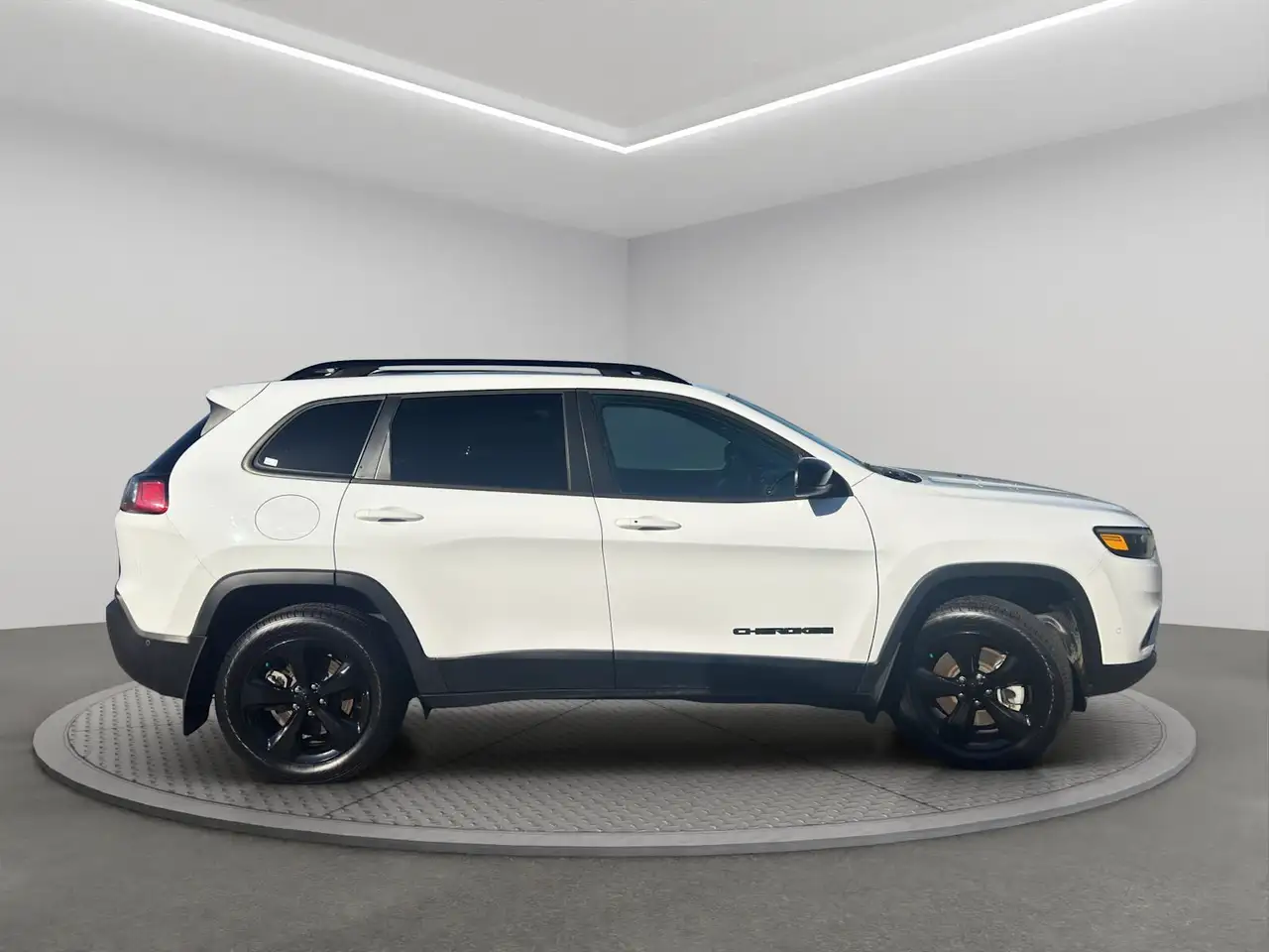 Jeep Cherokee снимка Jeep Cherokee