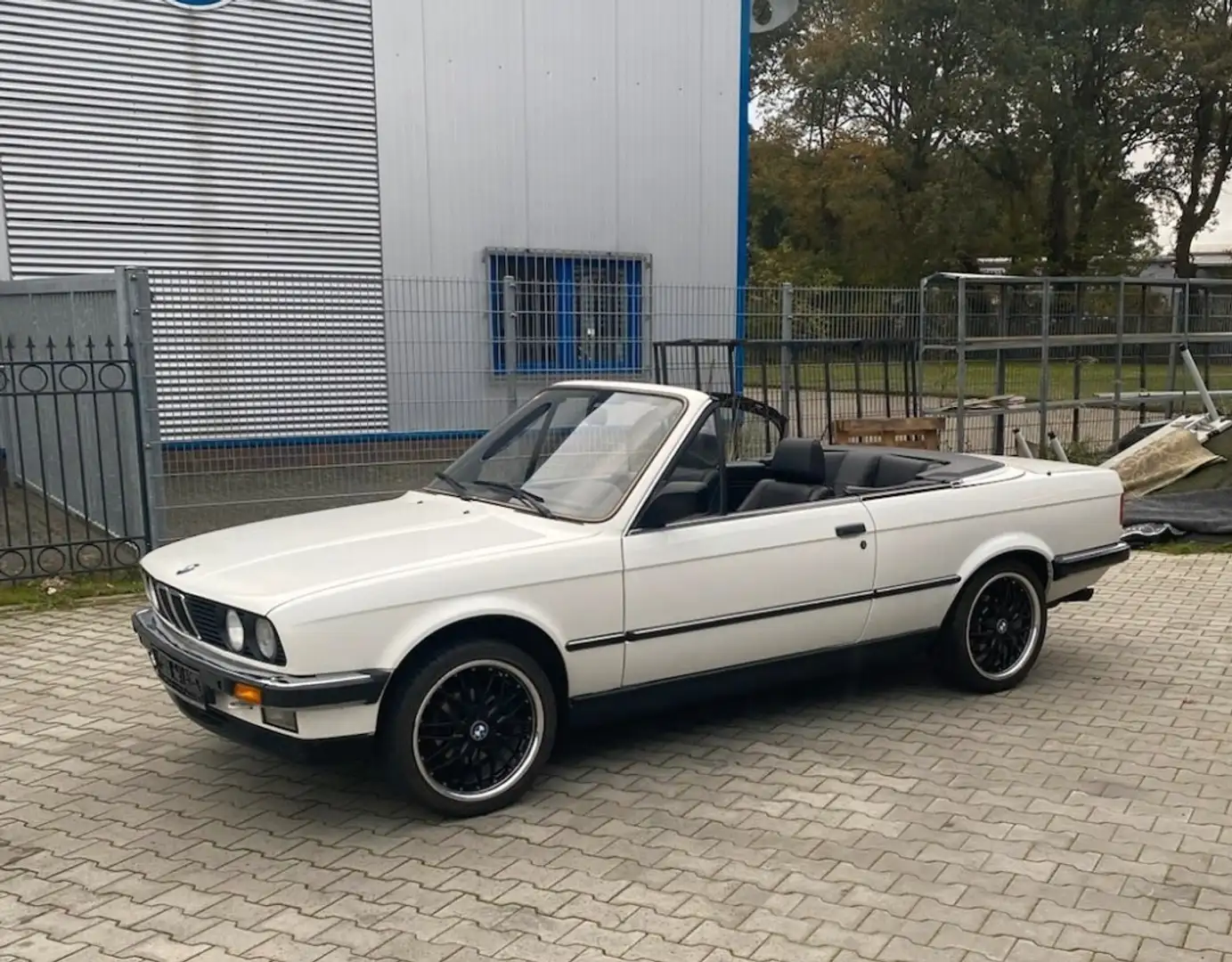 BMW 325 325i Weiß - 1