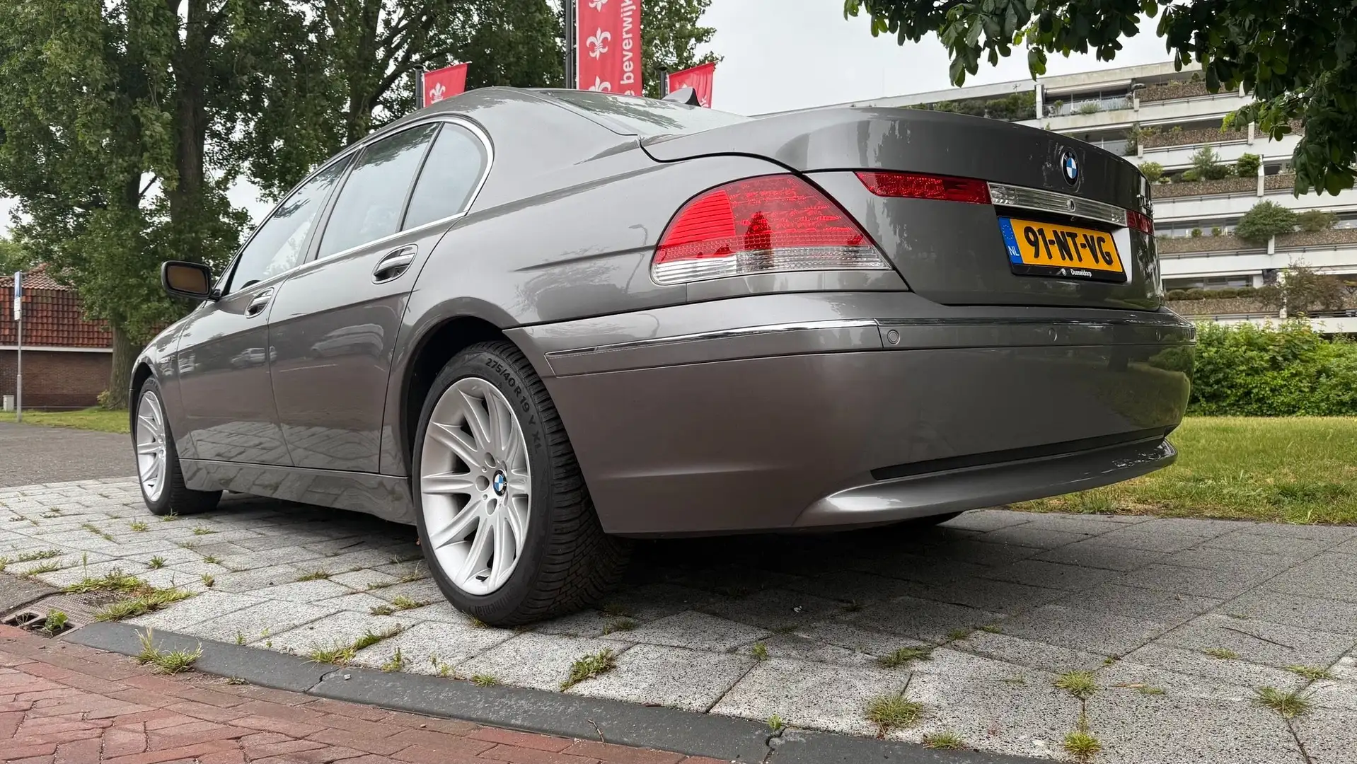BMW 760 760 760i Grijs - 2