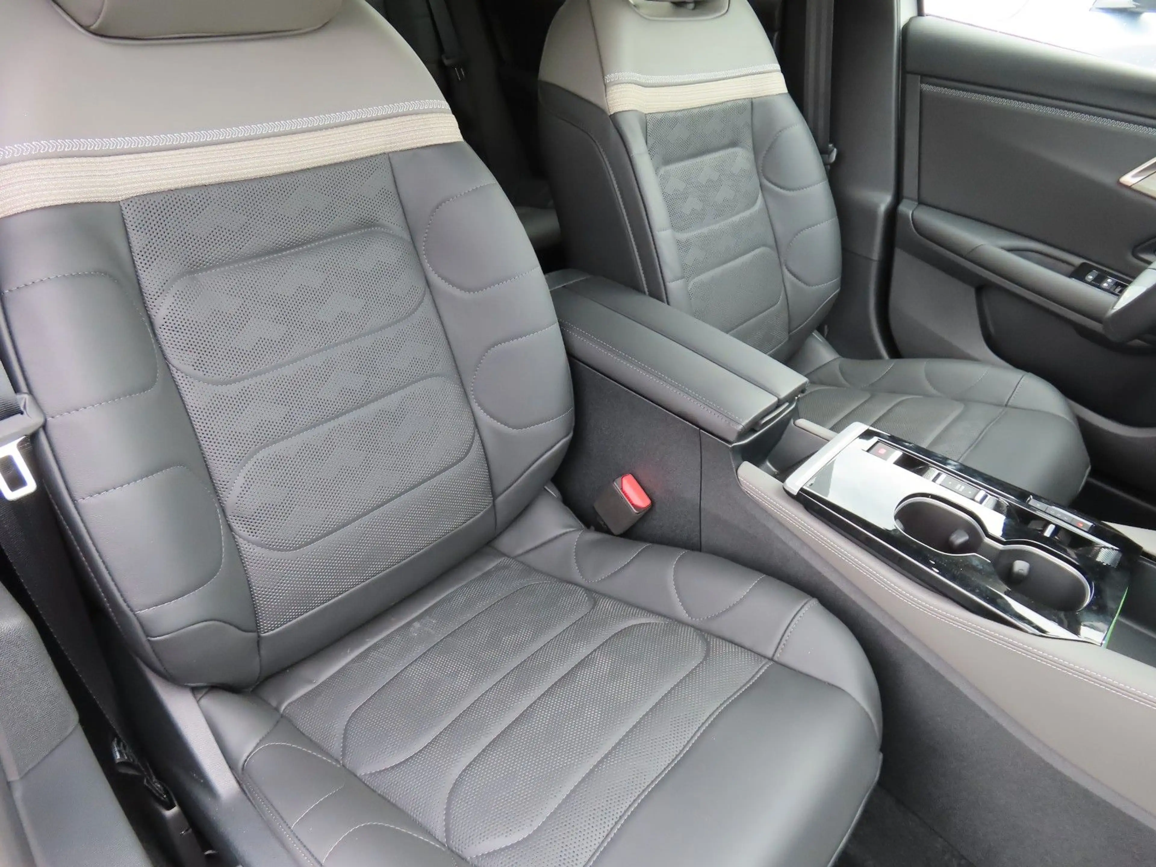 Citroen C5 X C5X Hyb. 145 e-DSC6*Sitz+Lenkradheiz.*Massages.* — photo 12
