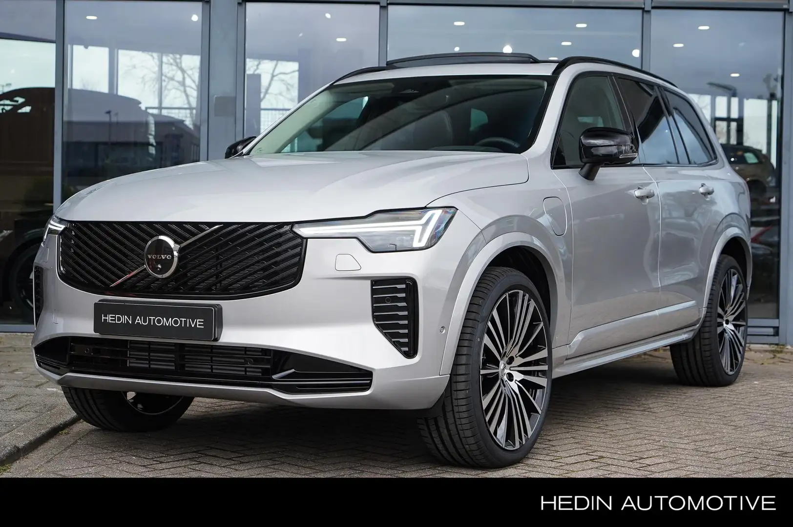 Volvo XC90 2.0 T8 Plug-in hybrid AWD Ultra Dark | Panoramadak Plateado - 1