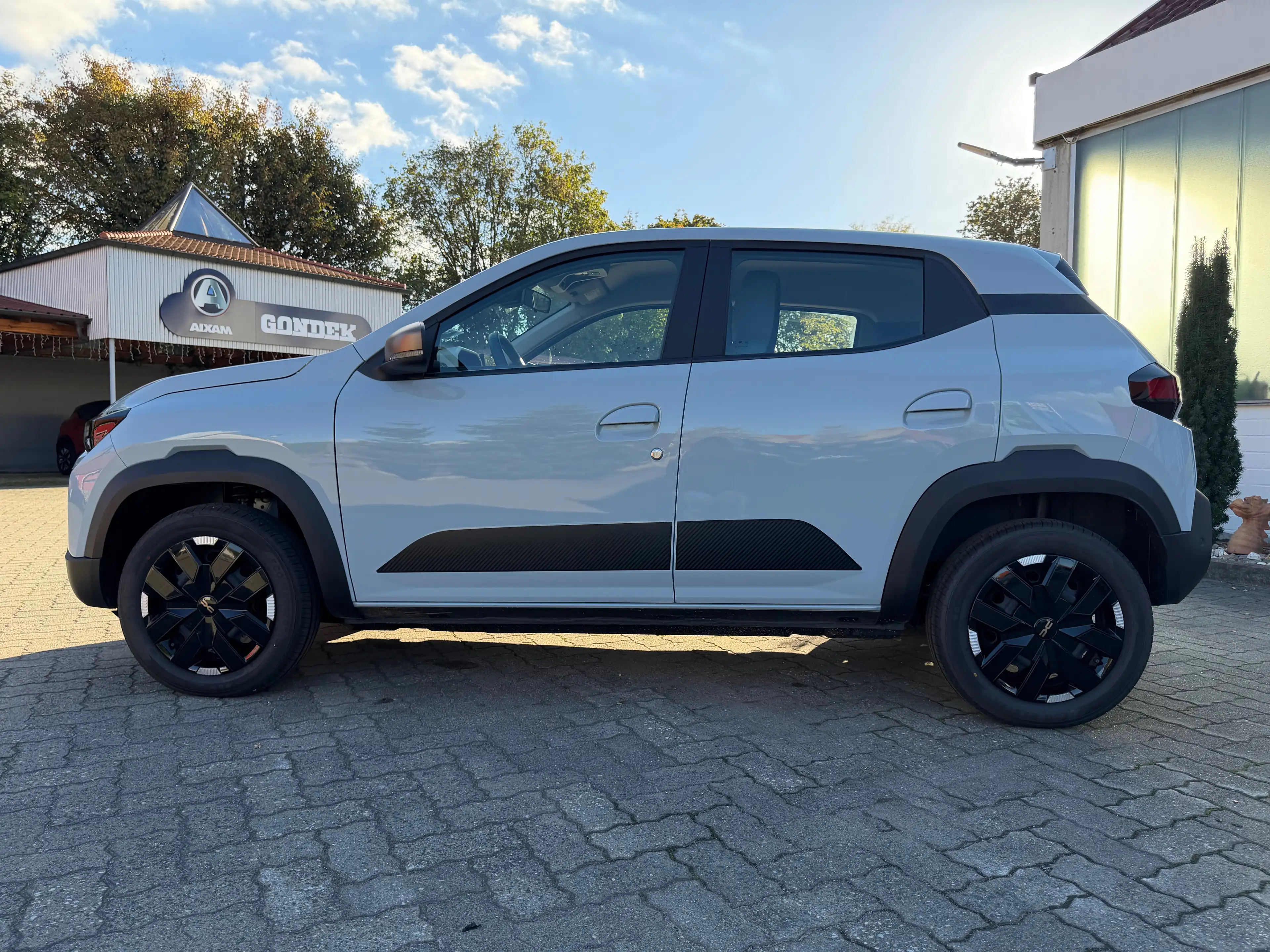 Dacia Spring Extreme electric 100 *CCS*NAVI*KAMERA*SOFORT! — photo 2