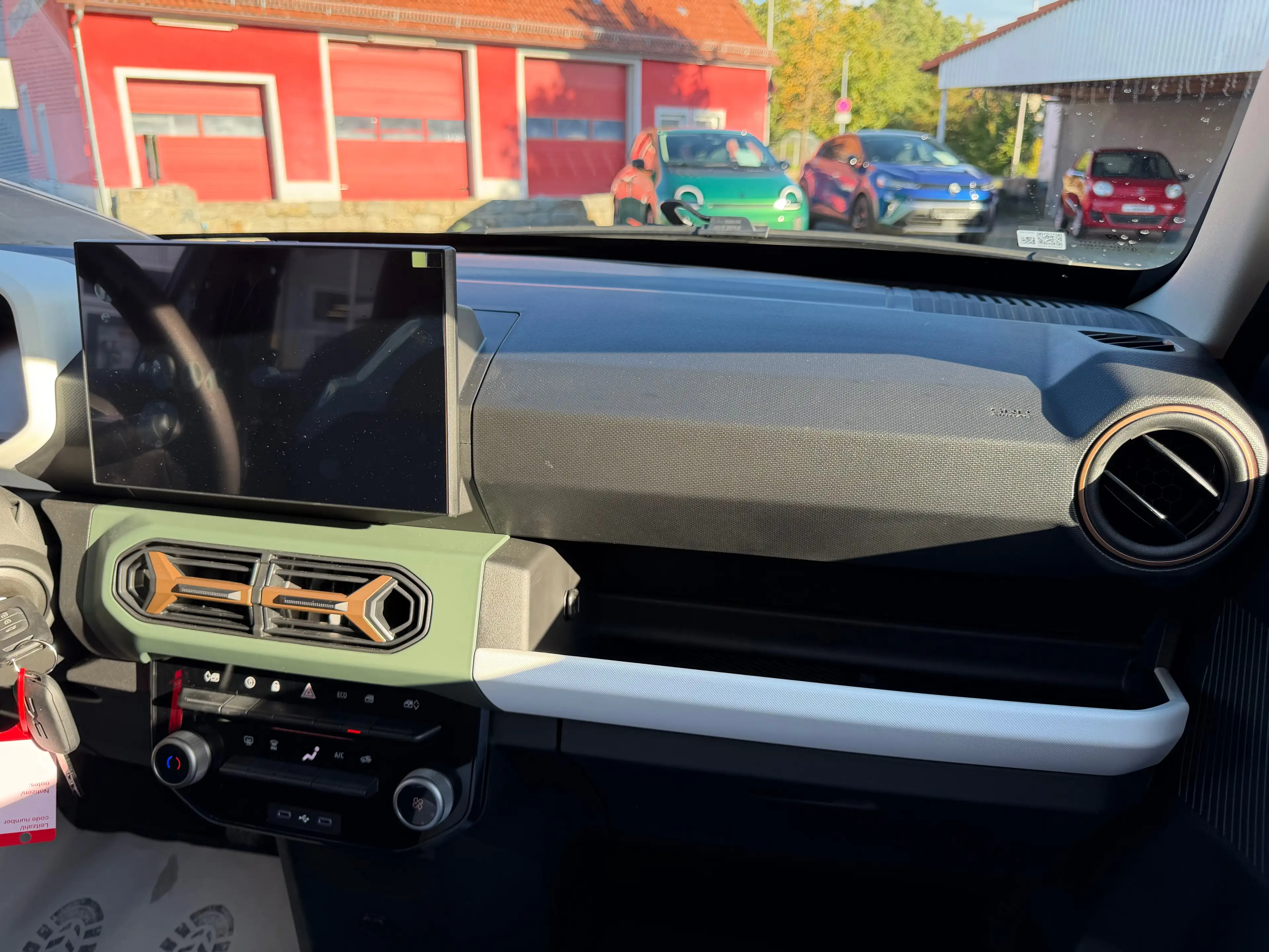 Dacia Spring Extreme electric 100 *CCS*NAVI*KAMERA*SOFORT! — photo 11