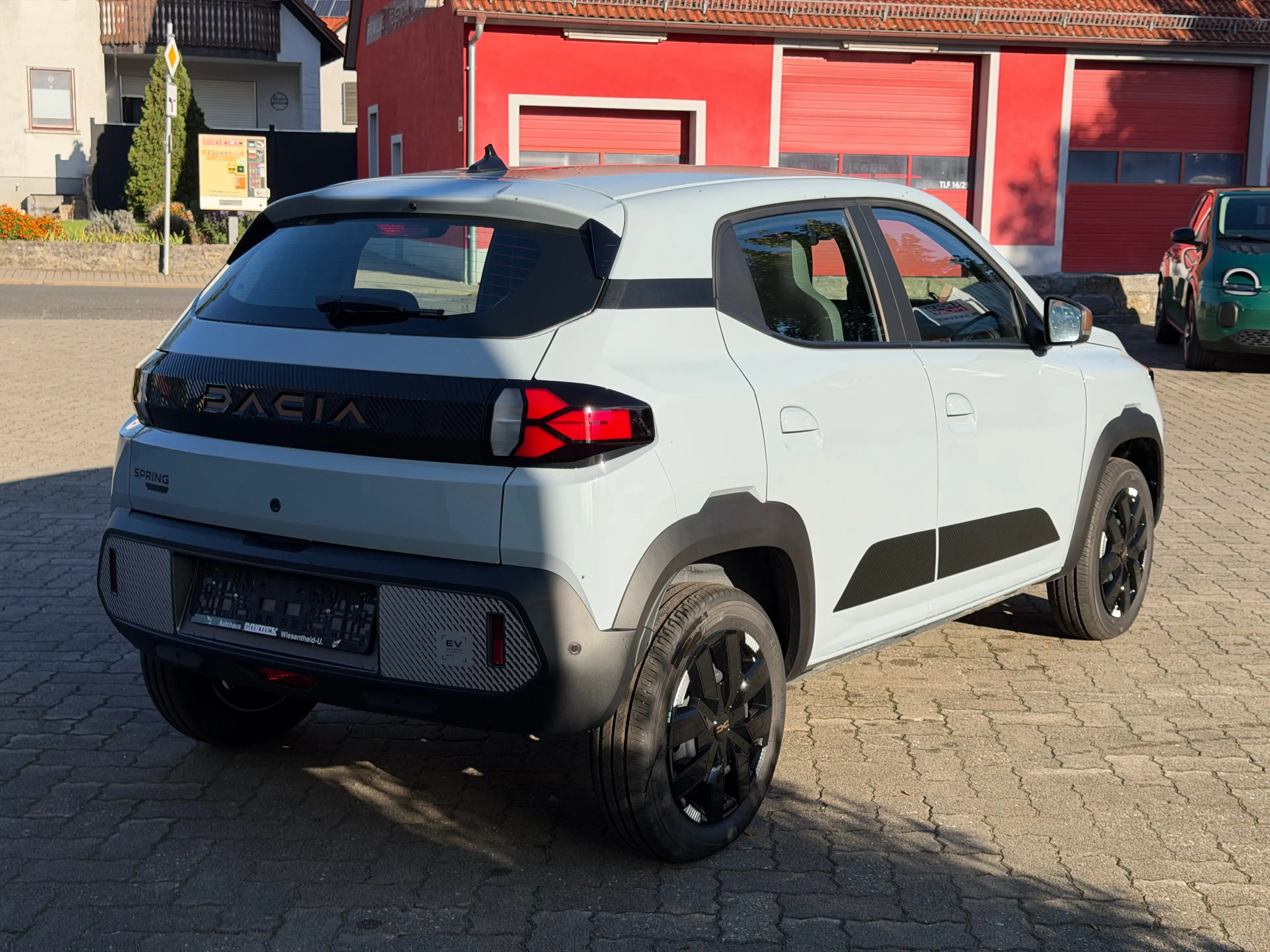 Dacia Spring Extreme electric 100 *CCS*NAVI*KAMERA*SOFORT! — photo 4