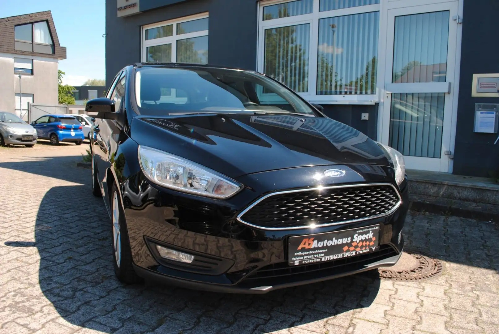 Ford Focus 1,0 EcoBoost Turnier *Business-Paket*Tempo Noir - 1