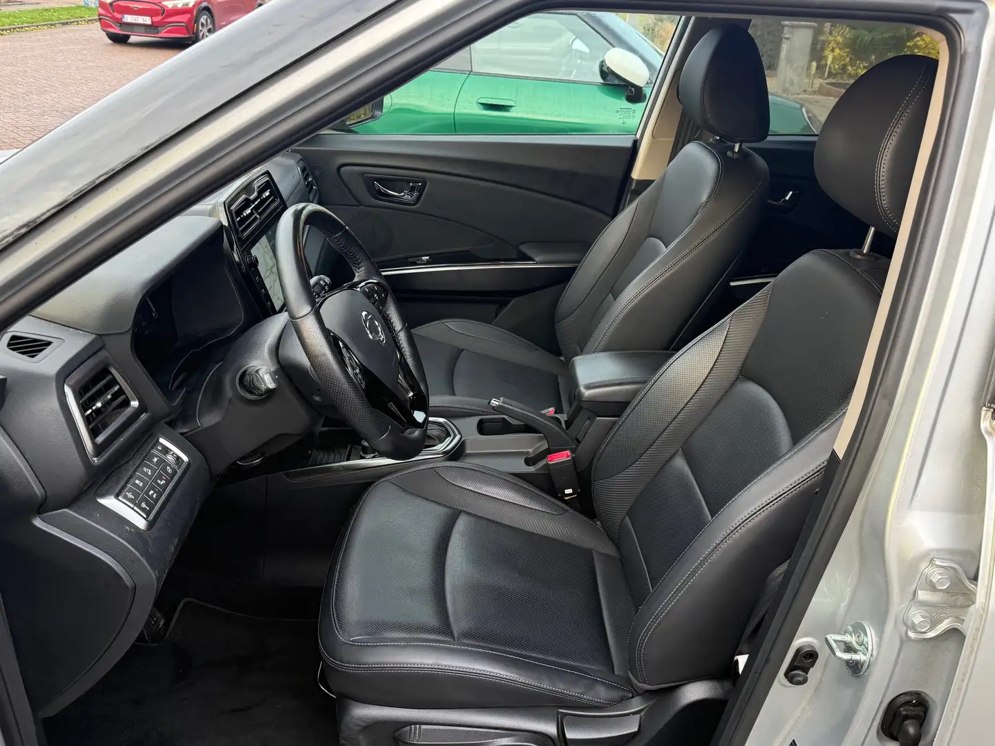 SsangYong Tivoli Tivoli 1.5 T-GDi 2WD Aut. Sapphire - 2