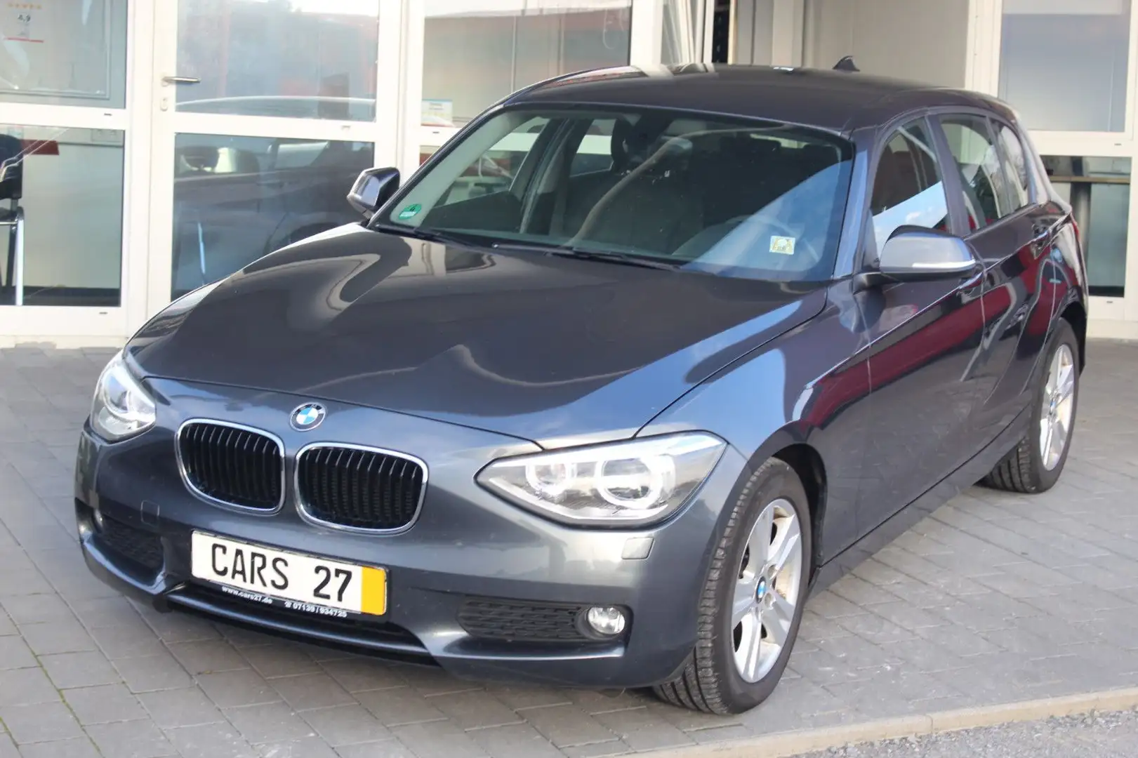 BMW 116 i 5-trg.KLIMA SHZ Xenon PDC Anhängerkupplung Gris - 1