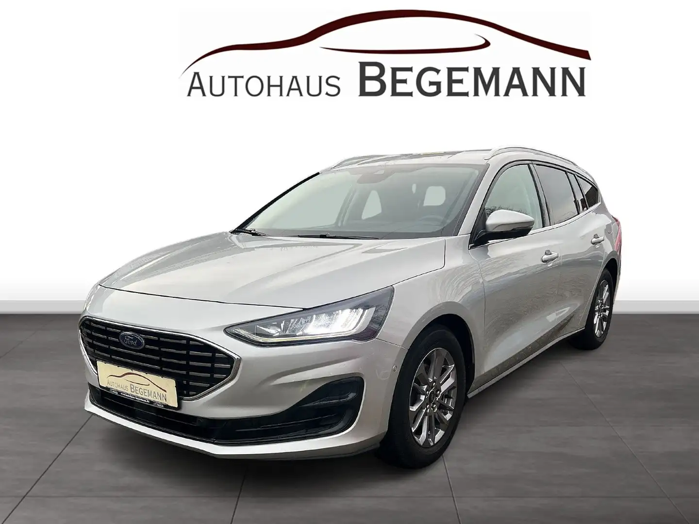 Ford Focus 1.5 EB Turnier Titanium ACC WinterPK Kam Plateado - 1