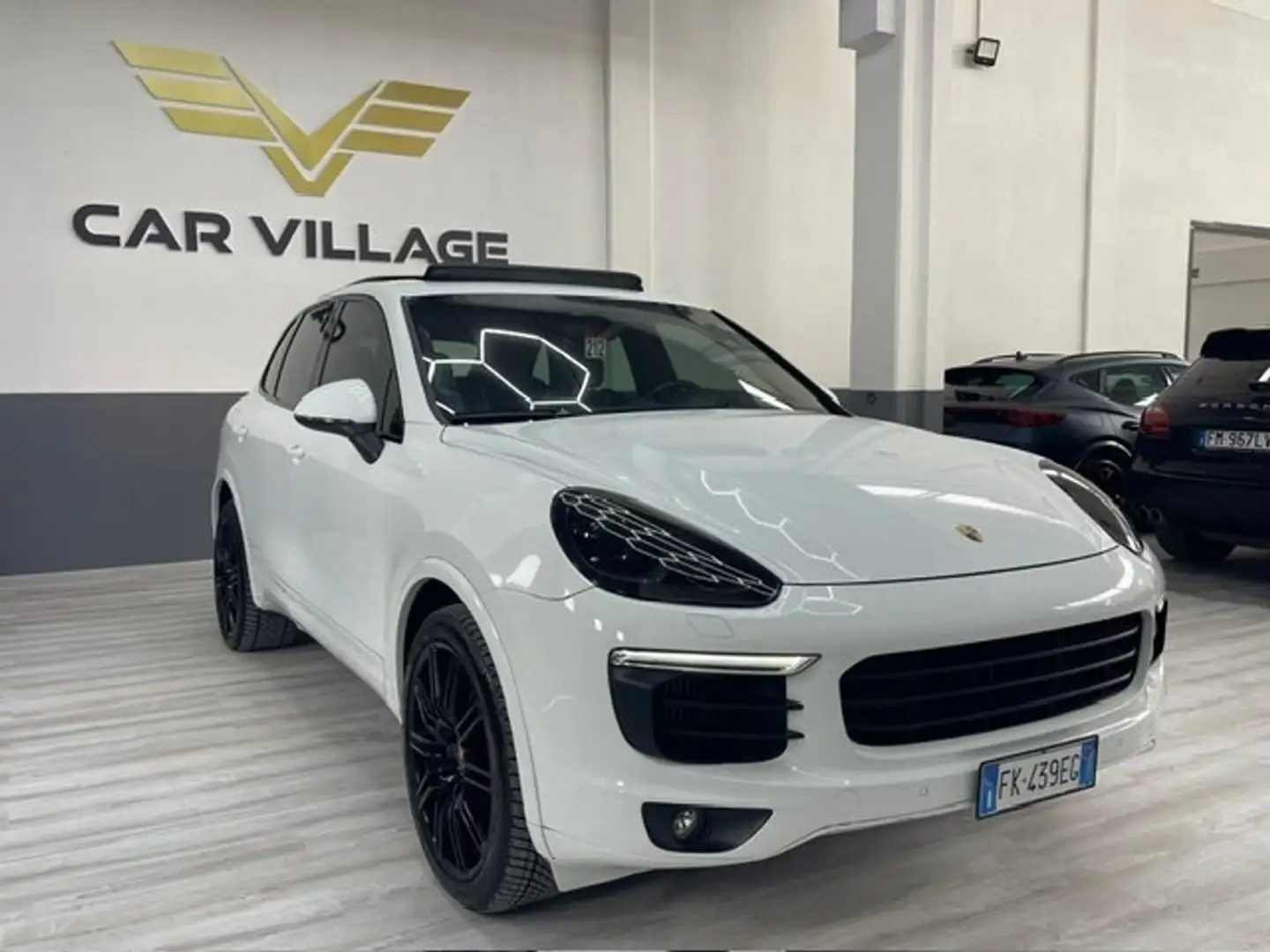 Porsche Cayenne Cayenne 4.1 S Diesel Platinum Edition Wit - 2
