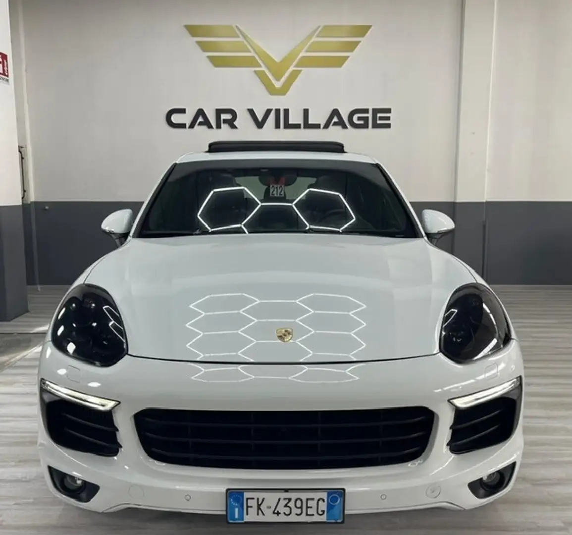 Porsche Cayenne Cayenne 4.1 S Diesel Platinum Edition Wit - 1